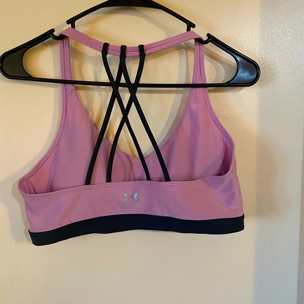 Under armour sports bra. Good condition
